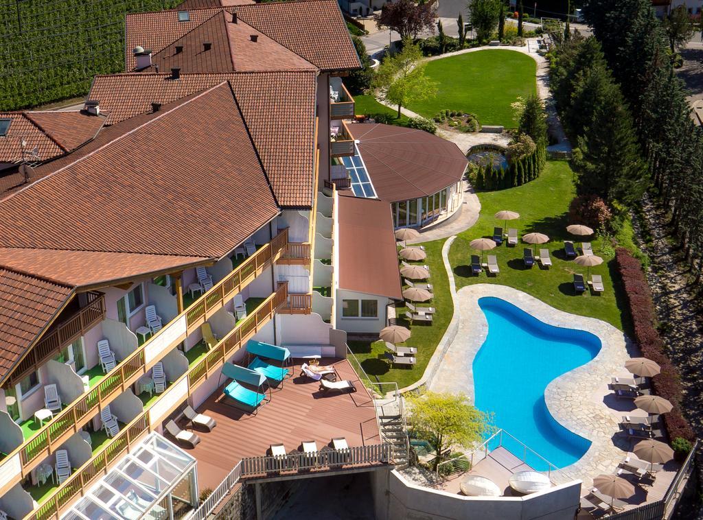 Hotel Ifinger Schenna Bagian luar foto